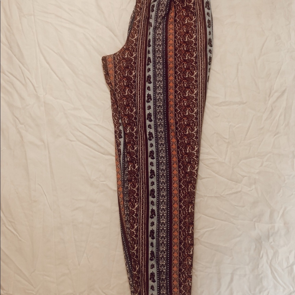 Joggers - Picture 3 of 3
